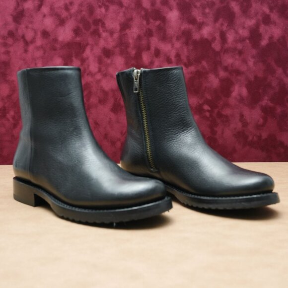 Frye Women Veronica Inside Zip Moto Black Leather Ankle Boots sz 6 - Picture 1 of 8